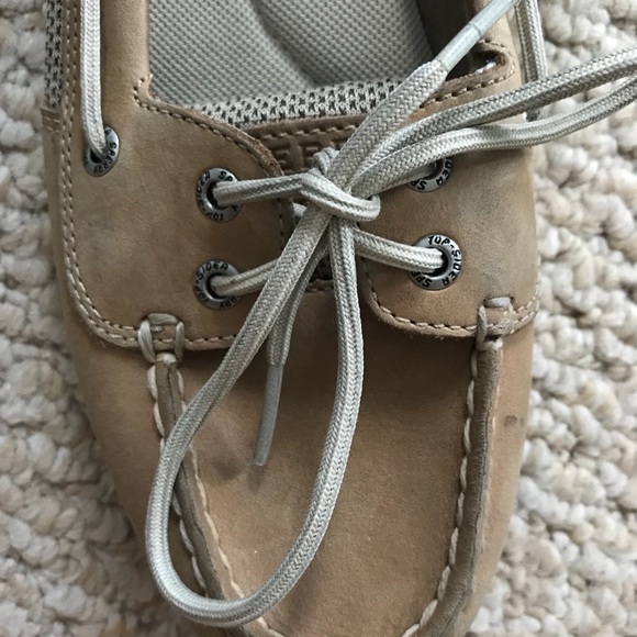 Sperry’s - Picture 4 of 5